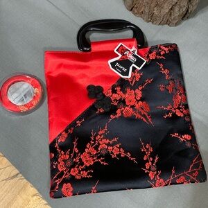 Asian Fusion Oriental Handbag Black/Red Floral. PlasticHandles and Small Mirror